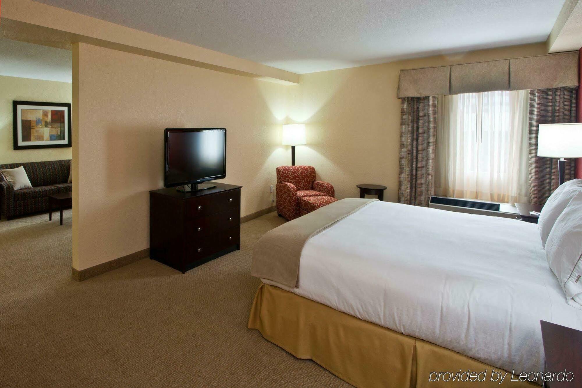 Holiday Inn Express Fort Lauderdale North - Executive Airport, An Ihg Hotel Zimmer foto